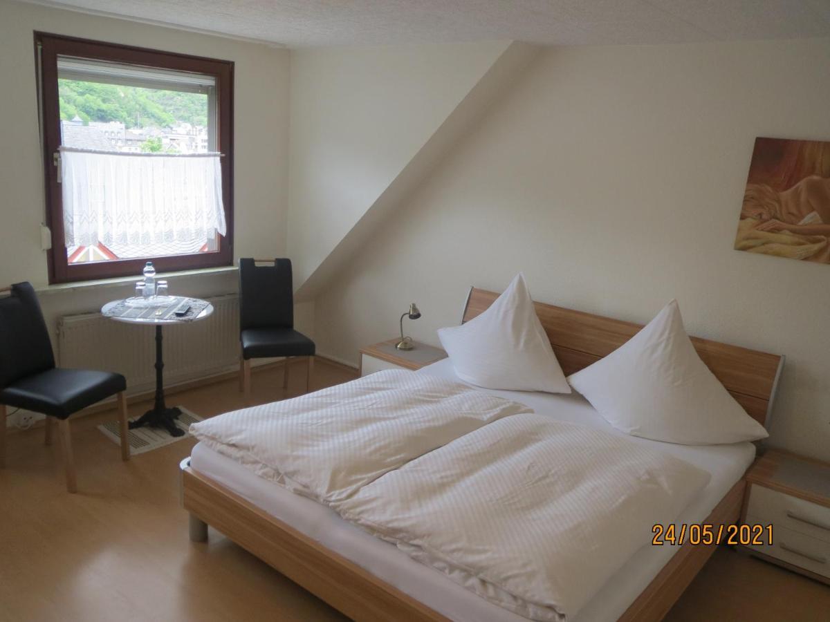 Hotel Und Gaestehaus Gute Quelle Κόχεμ Εξωτερικό φωτογραφία