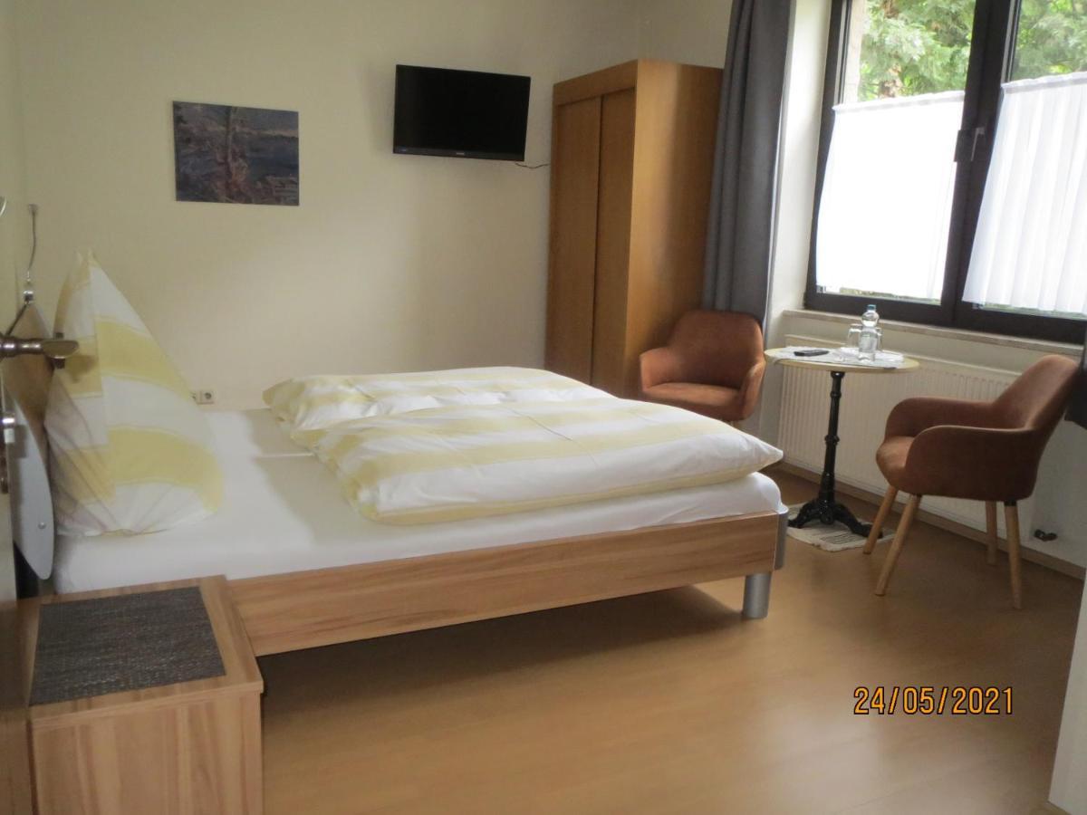 Hotel Und Gaestehaus Gute Quelle Κόχεμ Εξωτερικό φωτογραφία