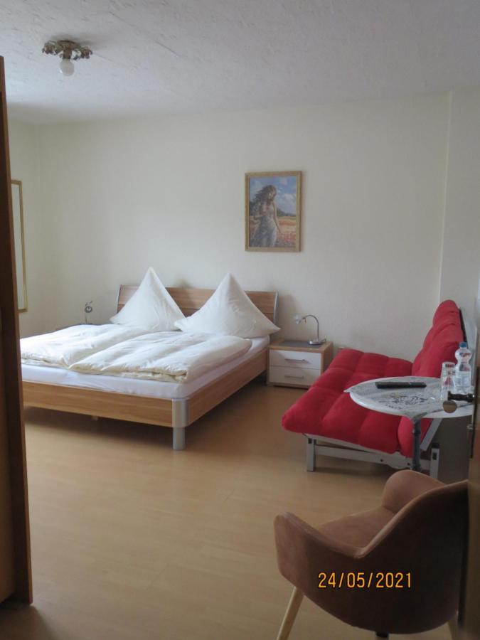 Hotel Und Gaestehaus Gute Quelle Κόχεμ Εξωτερικό φωτογραφία