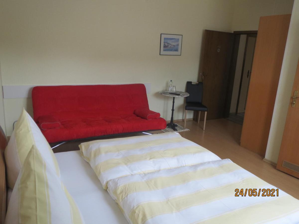Hotel Und Gaestehaus Gute Quelle Κόχεμ Εξωτερικό φωτογραφία