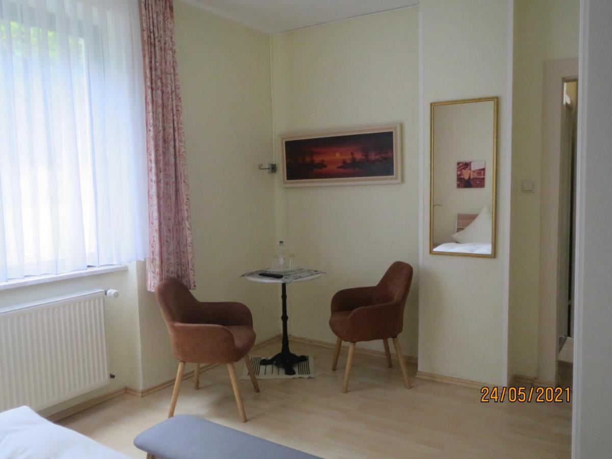 Hotel Und Gaestehaus Gute Quelle Κόχεμ Εξωτερικό φωτογραφία