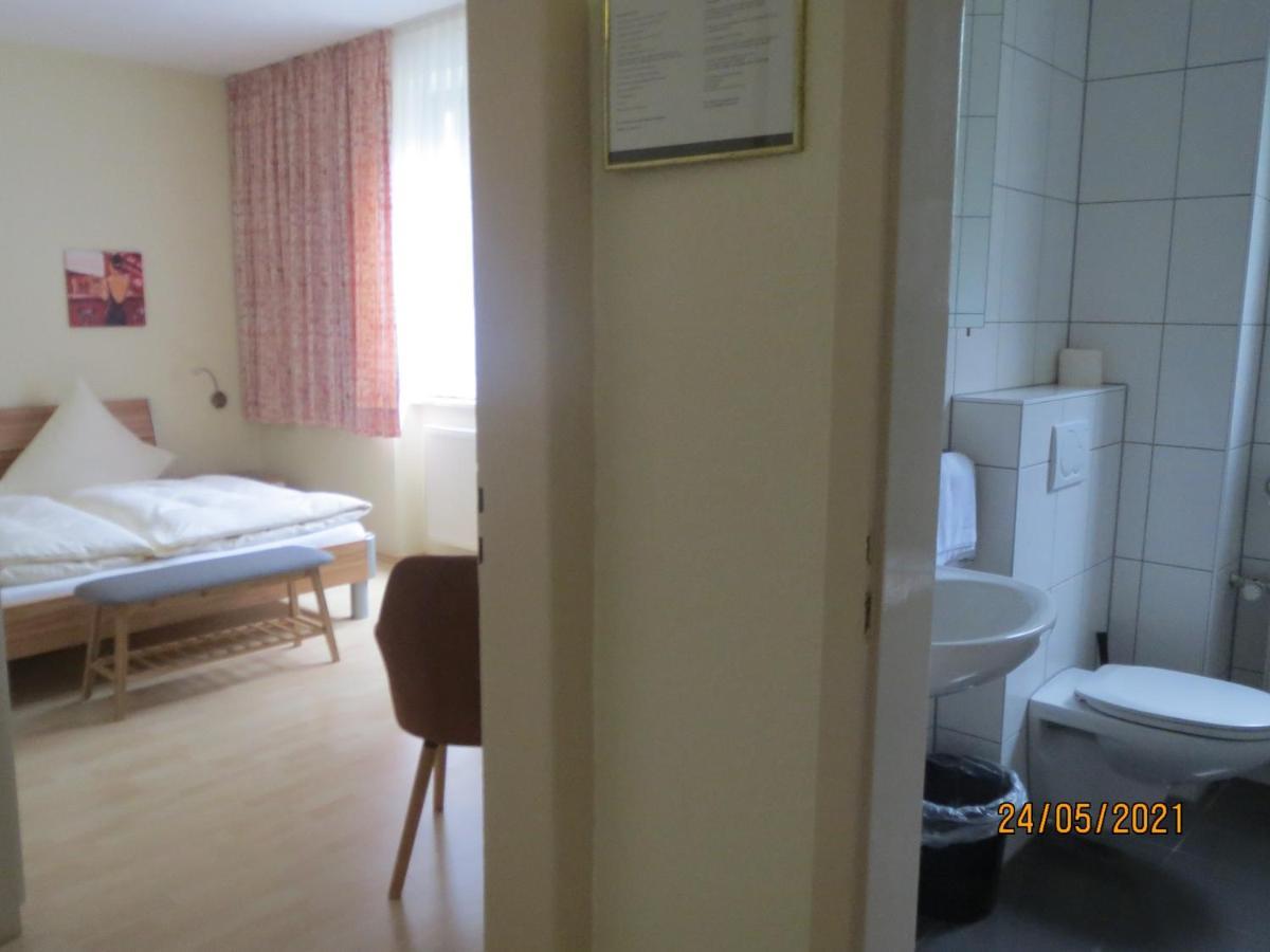 Hotel Und Gaestehaus Gute Quelle Κόχεμ Εξωτερικό φωτογραφία