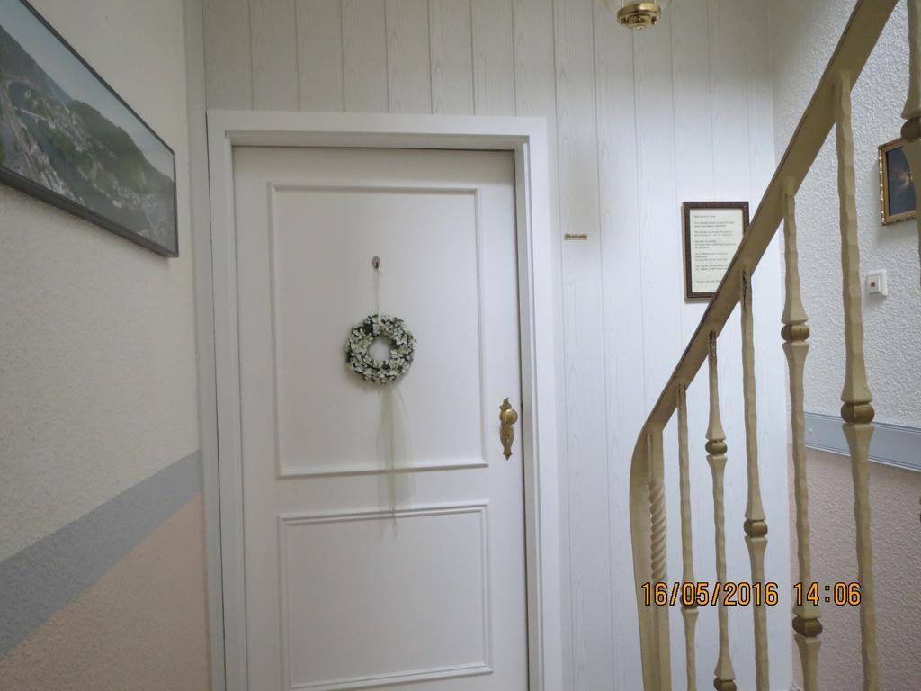 Hotel Und Gaestehaus Gute Quelle Κόχεμ Εξωτερικό φωτογραφία